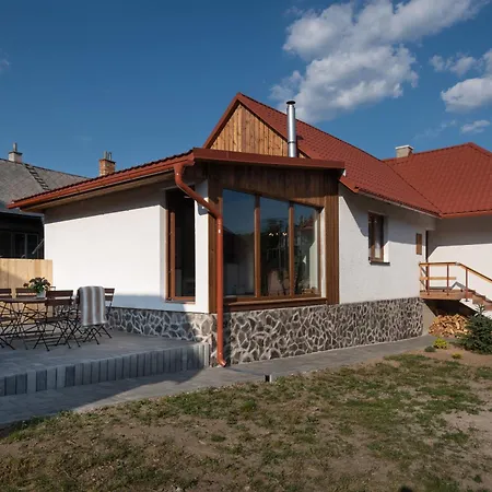 Modry Dom - Nyaraló Garamfő